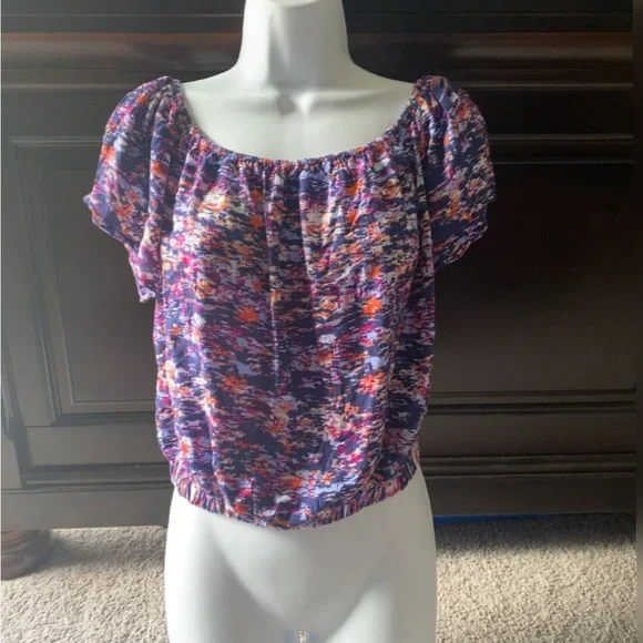 Colorful Summer Blouse - Picture 2 of 4
